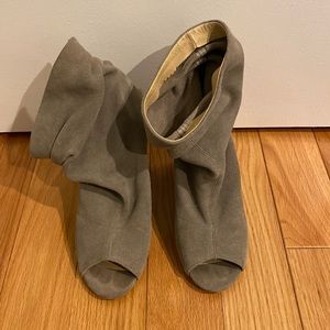 Chinese laundry booties